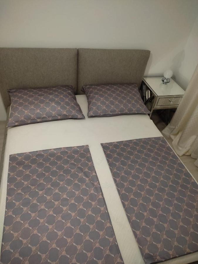 Apartment Josip 2 Tribunj  Bagian luar foto