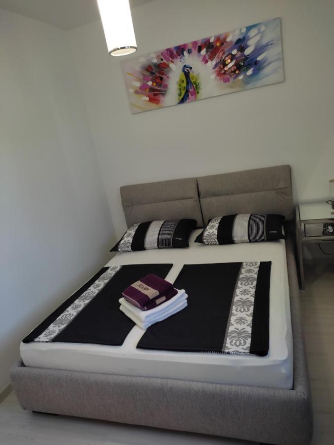 Apartment Josip 2 Tribunj  Bagian luar foto